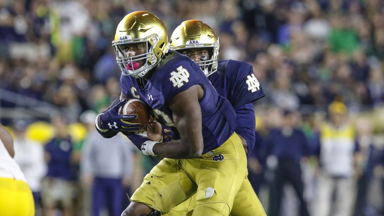 Josh Adams #33Trucking Notre Dame Running Back